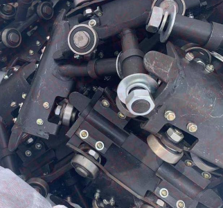 卡鉗式可摘掛抱索器的抱爪厚度多少合適？